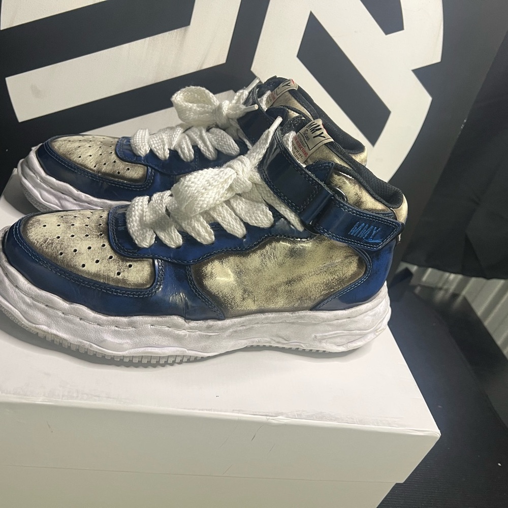 Madison Mihara Yasuhiro (MMY) Sneakers. Blue